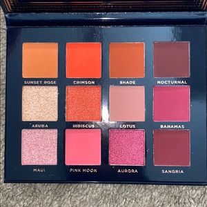 Eyeshadow palette Ace Beaute “Scarlet Dusk “